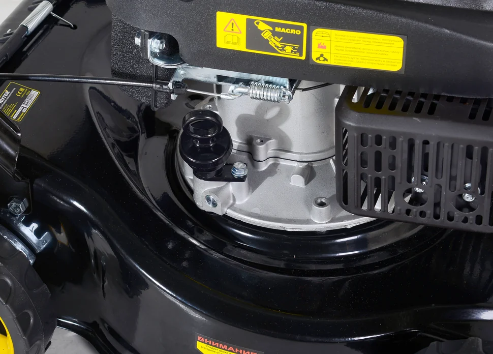 Бензиновая газонокосилка HUTER GLM-3.5T