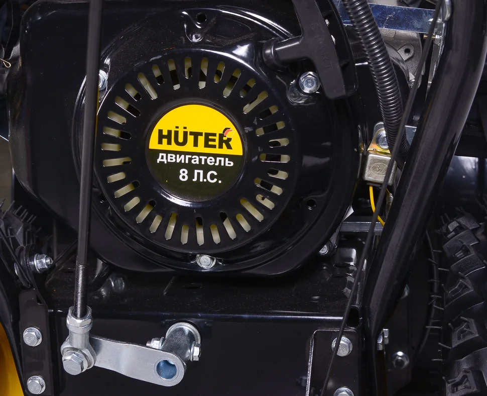 Бензиновый снегоуборщик HUTER SGC 6000