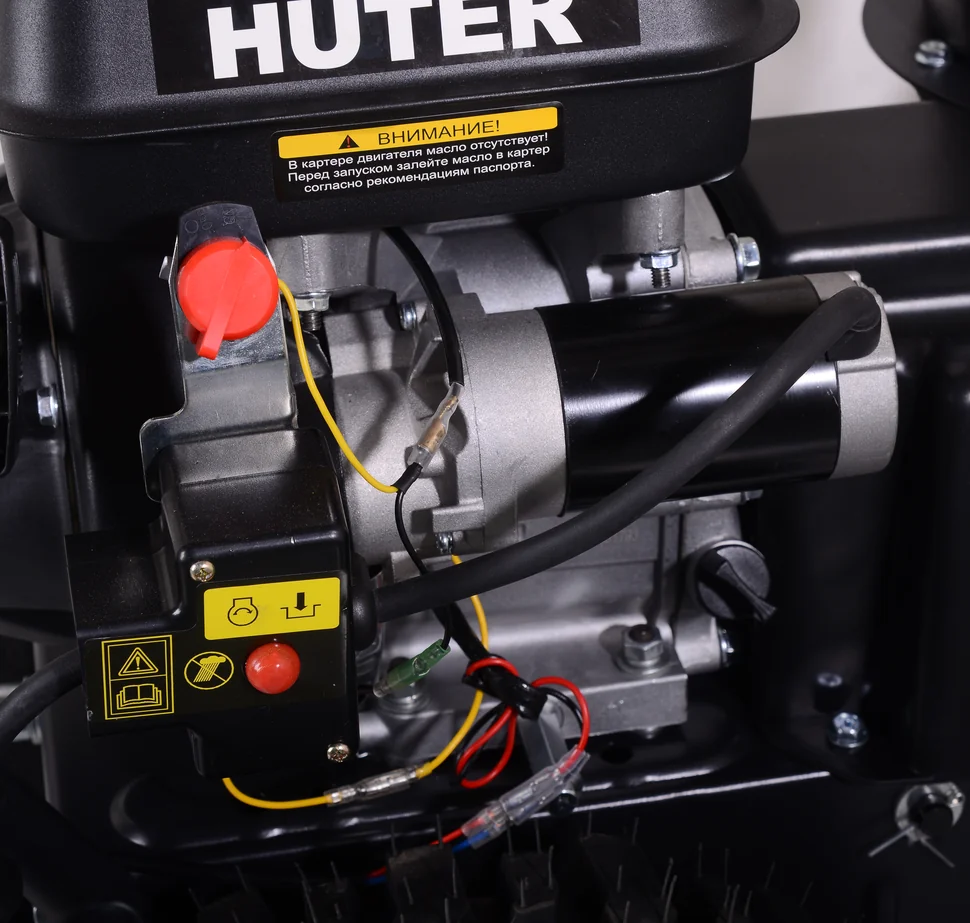 Бензиновый снегоуборщик HUTER SGC 4800EX