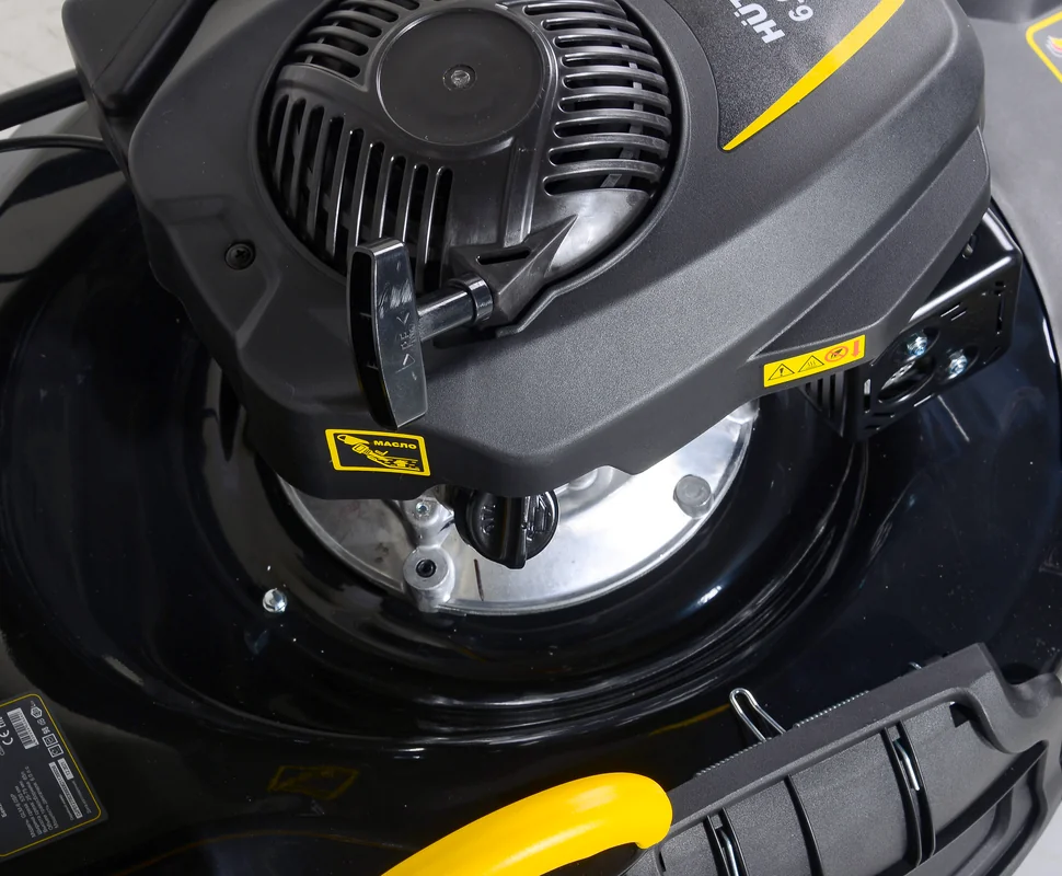 Бензиновая газонокосилка HUTER GLM-6.0 SP